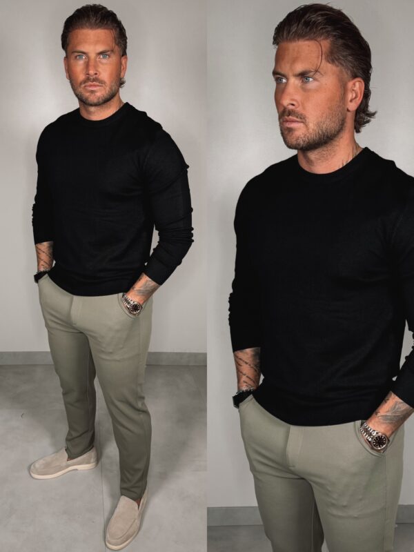 Basic Knit Sweater - Black