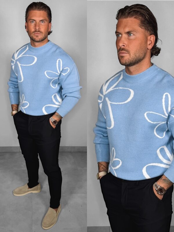 Sketch Flower Sweater - Blue