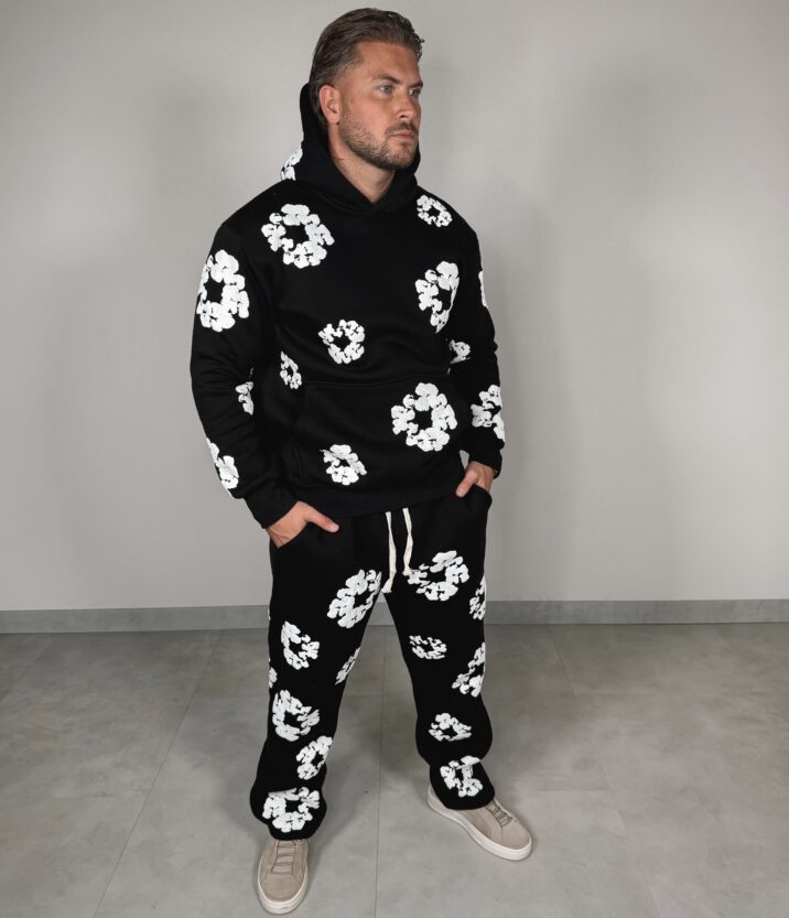 Inspired Flower Sweater Joggingsuit - Black/White