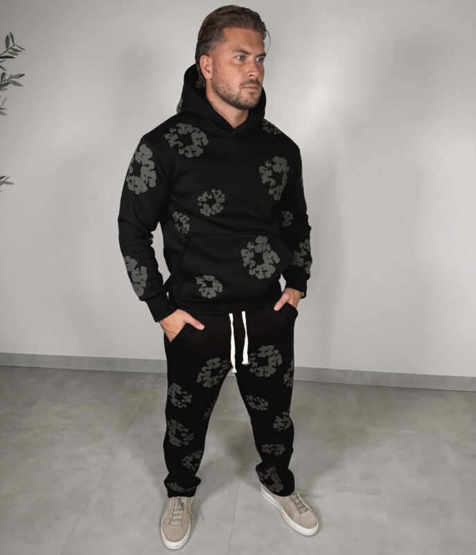 Inspired Flower Sweater Joggingsuit - Black/Grey