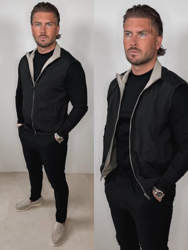 IMG_3154 The New Reversible Bodywarmer - Black/Beige
