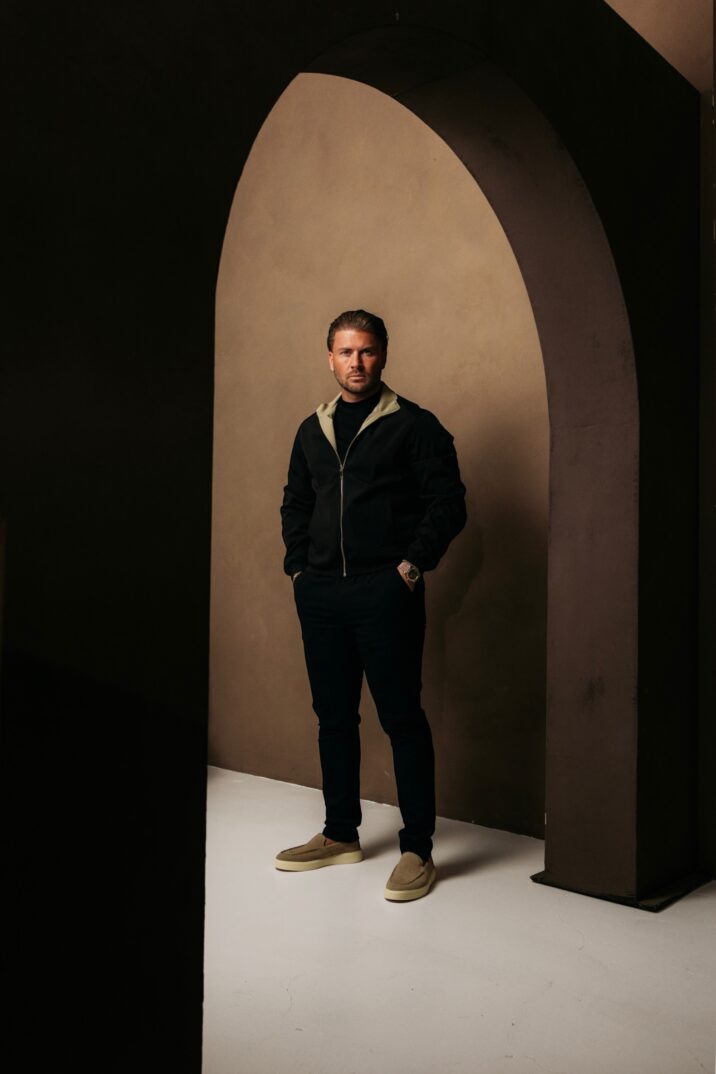 The New Reversible jacket - Black/Beige