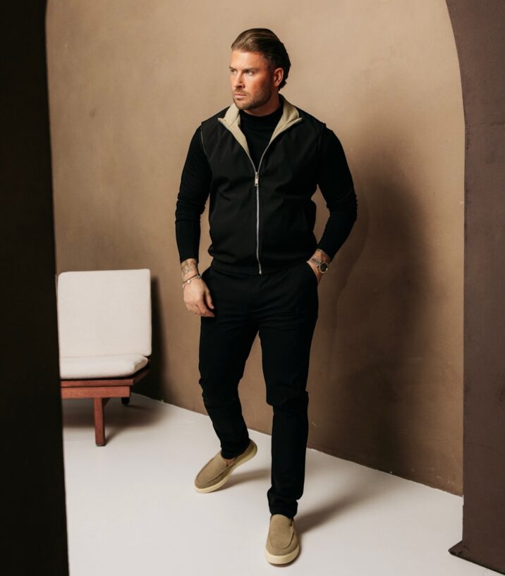 The New Reversible Bodywarmer - Black/Beige