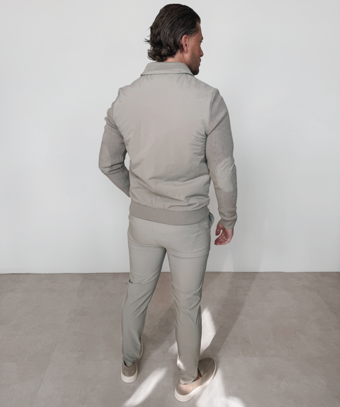 Knitted sleeve jacket - Beige