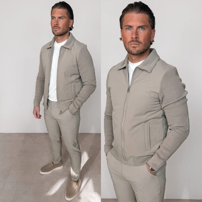 Knitted sleeve jacket - Beige