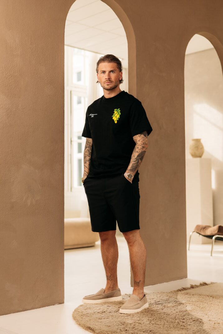 Mediteranean Vibe Tee - Black