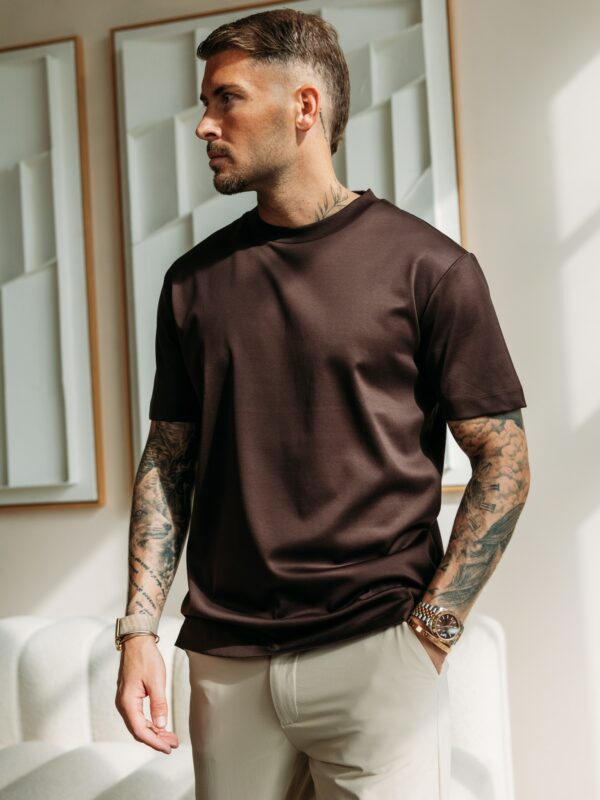 Facetune_02-09-2026-13-34-30 Double Mercerized Glans T-shirt - Dark Brown