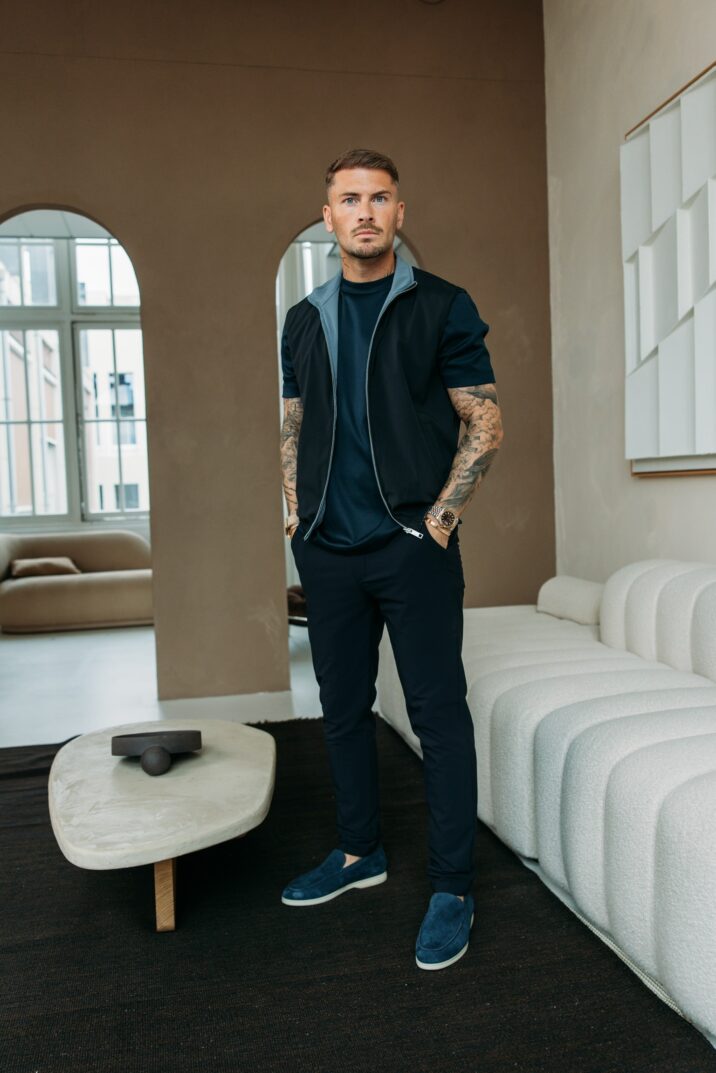 The New Reversible Bodywarmer - Navy/Denim Blue